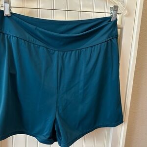 Elegant Teal Women's Athletic Shorts
